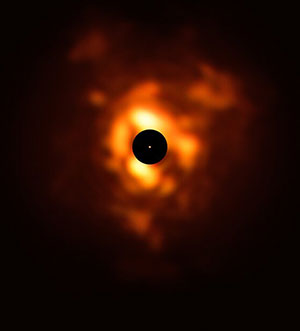 Beteigeuzes Staubschwaden im VISIR-Bild. (Klicken Sie auf die Bildmitte, um zu einer Vergrößerung zu gelangen). Copyright: ESO/P. Kervella/M. Montargès et al., Acknowledgement: Eric Pantin