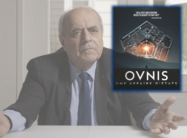 Der ehemalige Chef des französischen Auslandsgeheimdienstes „DSGE“, Alain Juillet, im französischen Dokumentarfilm „Ovnis: une affaire d'Etats“ (Filmplakat r.). Copyright: Dominique Filhol (bearb. grewi.de)