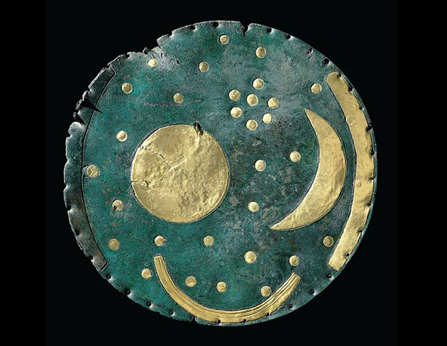 Die „Himmelsscheibe von Nebra“ Copyright/Quelle: Landesamt für Denkmalpflege und Archäologie Sachsen-Anhalt
