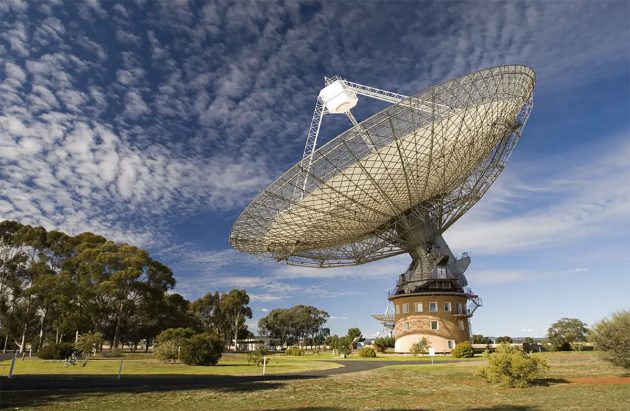 Das Parkes-Radioteleskop. Copyright: CSIRO/Wikipedia, CC BY-SA