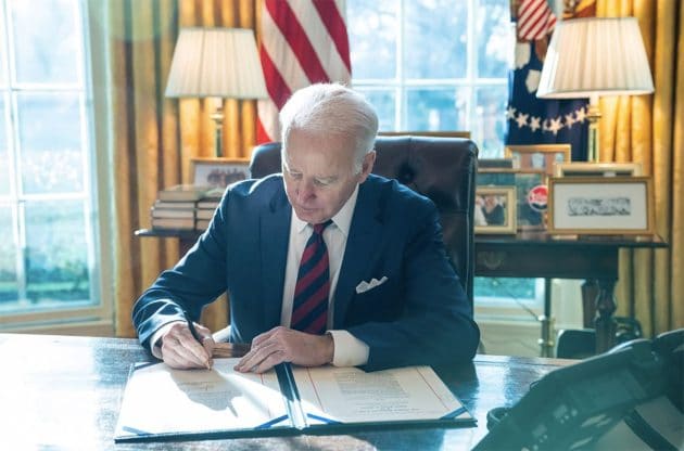 Archivbild: US-Präsident Joe Biden bei der Unterzeichnung einer Gesetzesvorlage. Copyright: US Gov. / Public Domain