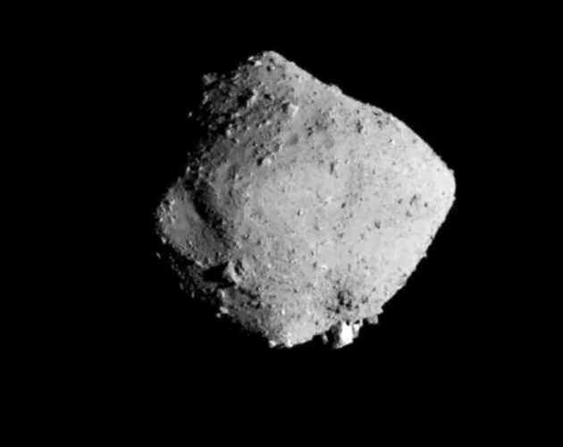 Anflug an den Asteroiden Ryugu, aufgenommen von der Sonde „Hayabusa2“ 2018. Copyright: JAXA