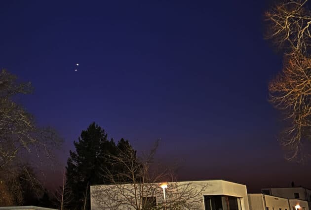 Venus-Jupiter-Konjunktion am 2. März 2023 über Saarbrücken. Copyright: A. Müller, grenzwissenschaft-aktuell.de