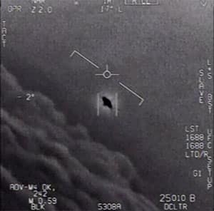 Standbild aus dem Bordvideo (Gimbal) eines Navy-Piloten von 2014.Copyright/Quelle: US Dept. of Defense