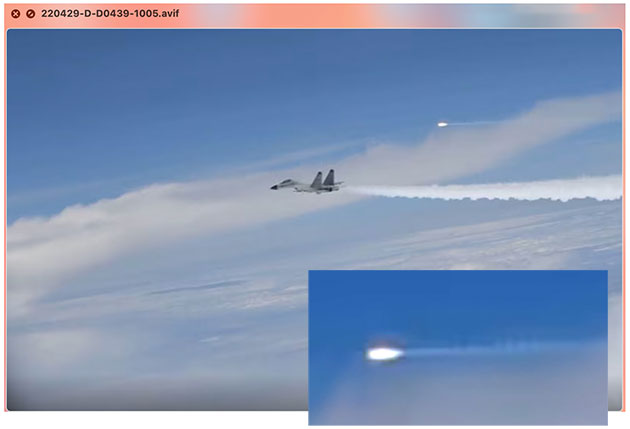 Aufnahmen der Bedrängung eines US-Flugzeugs durch einen Kampfjet der chinesischen Volksbefreiungsarmee.Copyright/Quelle: US Dept. of Defense