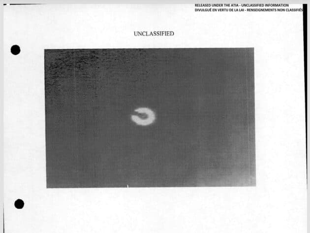 Die aktuell veröffentlichte, bislang einzige bekannte Aufnahme des am 11. Februar 2023 über dem kanadischen Yukon-Territory abgeschossenen „Object #23“. Vermutlich handelt es sich um eine Fotokopie eines Druckerausdrucks einer E-Mail. Copyright/Quelle: Department of National Defence via Access to Information Request