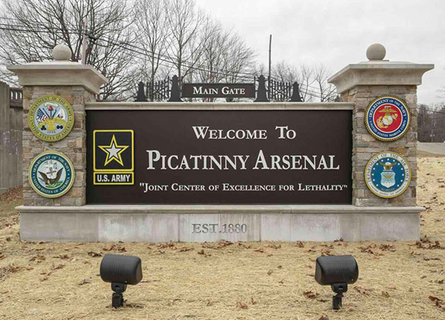 Das Haupttor zum Picatinny Arsenal.Copyright: U.S. Army