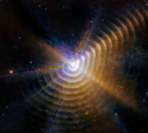 Webb-Aufnahme des Systems Wolf-Rayet 140. Copyright: NASA, ESA, CSA, STScI, E. Lieb (University of Denver), R. Lau (NSF NOIRLab), J. Hoffman (University of Denver)