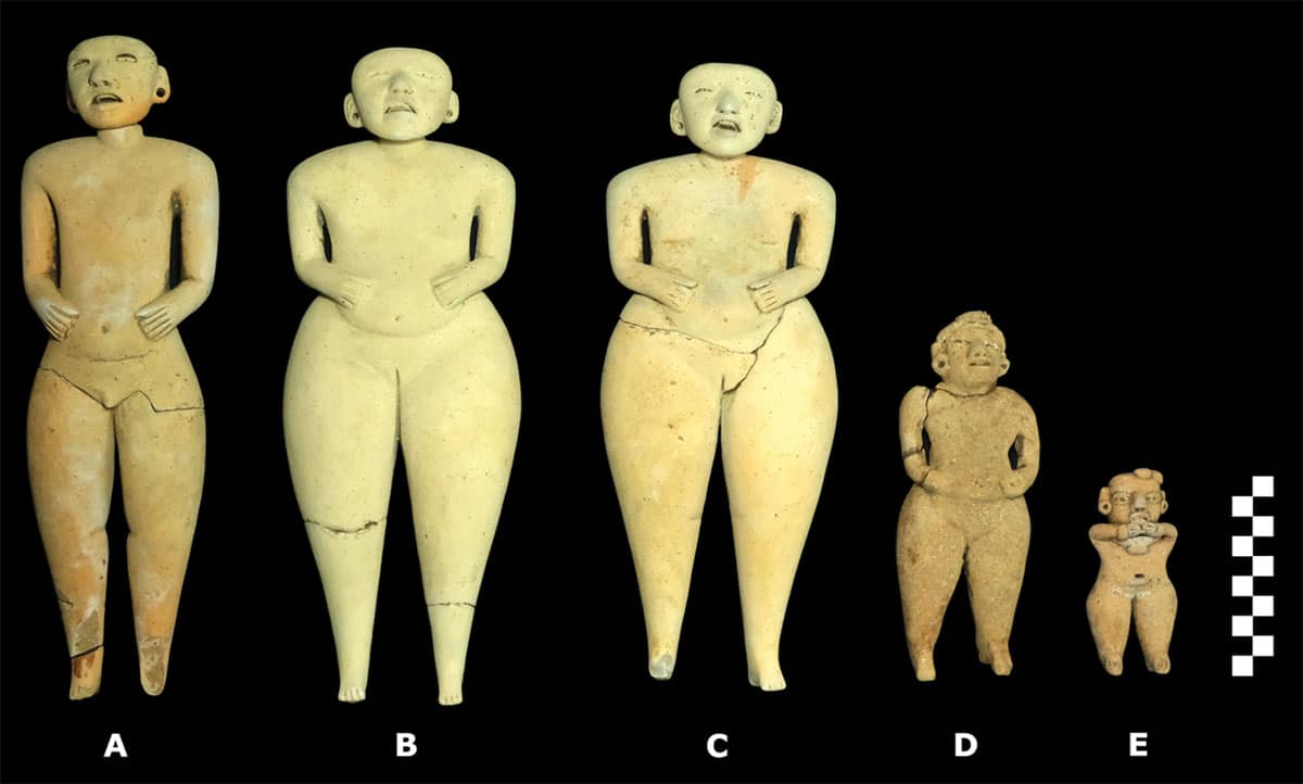 Die fünf Keramikpuppen von San Isidro.Copyright/Quelle: J. Przedwojewska-Szymańska/PASI / Antiquity (2025)