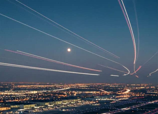 Symbolbild: Flugspuren Copyright: ASA