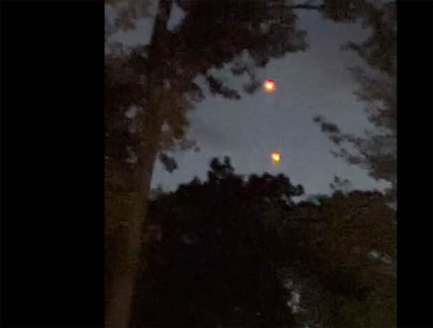 Beispiel für oft auch als „Orb“ beschriebene, kugelförmige Lichtphänomene. Das hiesige Bild zeigt ein Standbild aus einem Video zu einer vom US-Kriegsministerium Veröffentlichten FBI-Akte zu einer angeblichen UFO-Sichtung aus dem nordöstlichen Landesteil der USA 2025. Copyright: US Gov./DOW/PURSUE/FBI