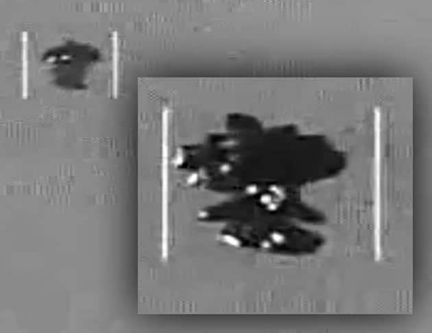 Standbilder aus der IR-Aufnahme einer US-Drohne 2020 über dem Atlantik.Quelle: US Gov./PURSUE/DOW