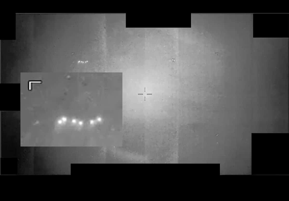 Standbild aus dem US-UAP-Video „DOW-UAP-PR135“ mit Ausschnittsvergrößerung.Copyright: US Gov./DOW/PURSUE/AARO